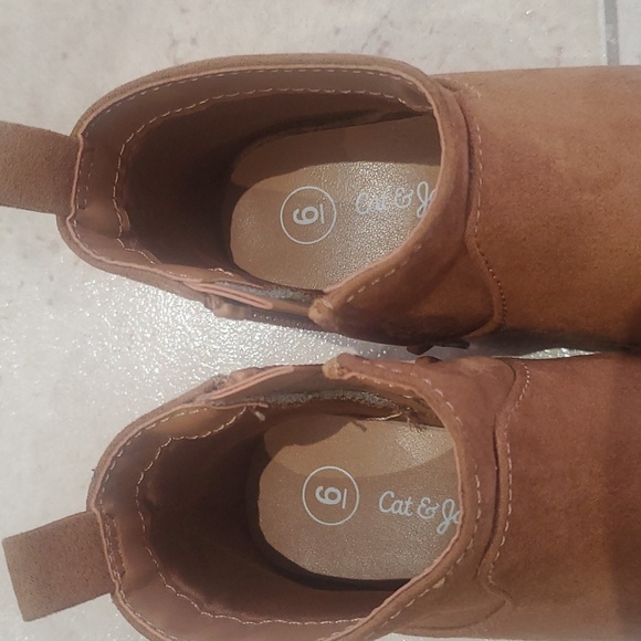 Lot of 4 Cat & Jack girl's boots size 6 - Picture 5 of 10